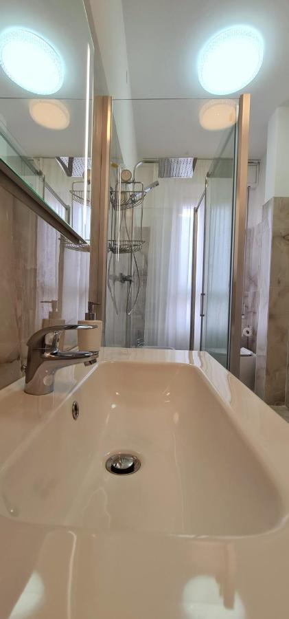 Farah'S House Hotel ปาโดวา ภายนอก รูปภาพ